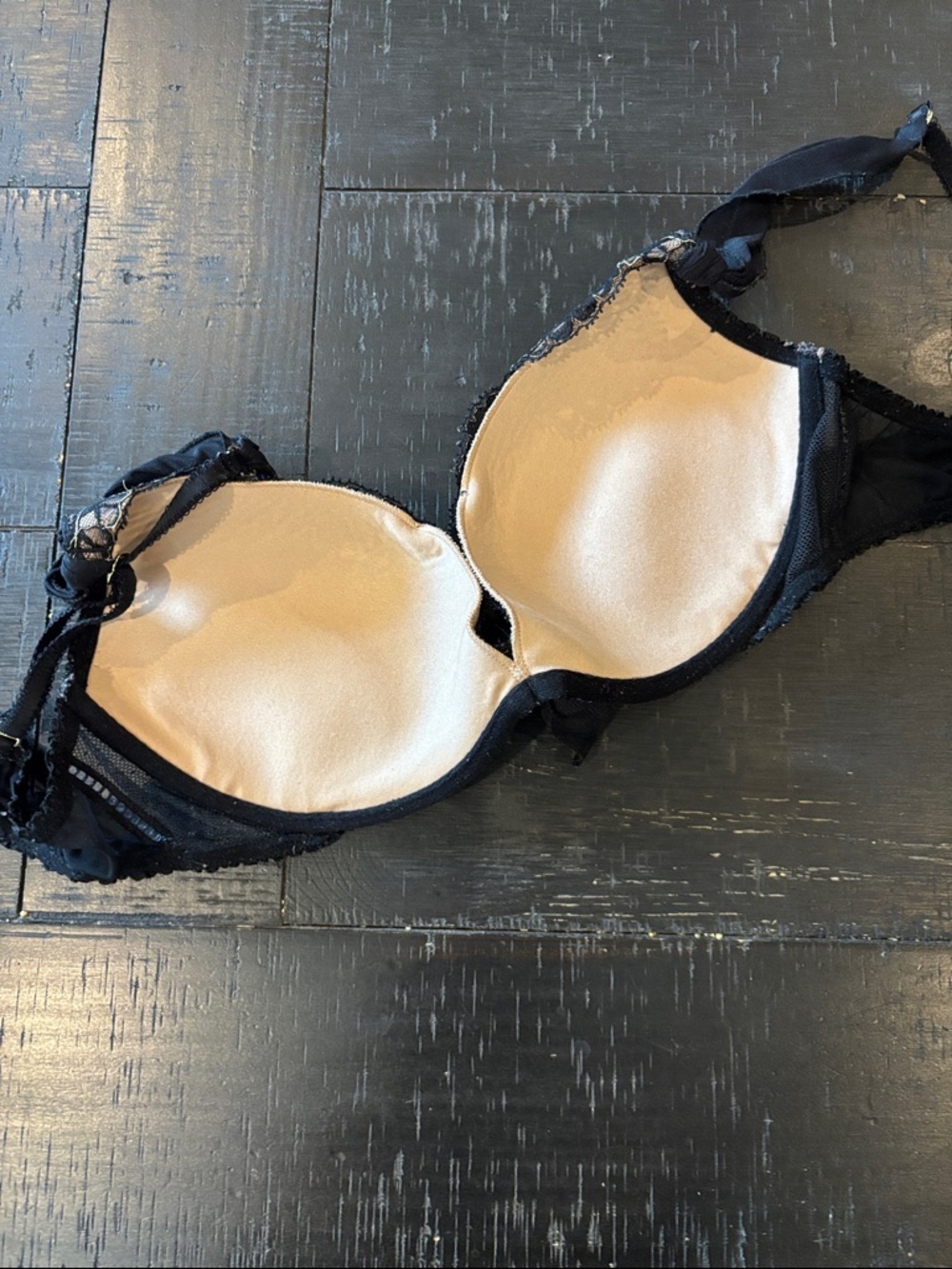 Victoria's Secret Black Lace Overlay on Nude Push-Up Bra 36B - Picture 8 of 8